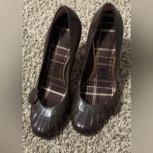 Brown BCBG heel 8.5